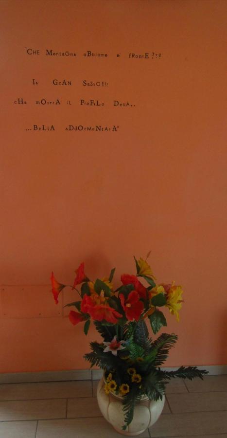 לינה וארוחת בוקר קייטי La Bella Addormentata מראה חיצוני תמונה