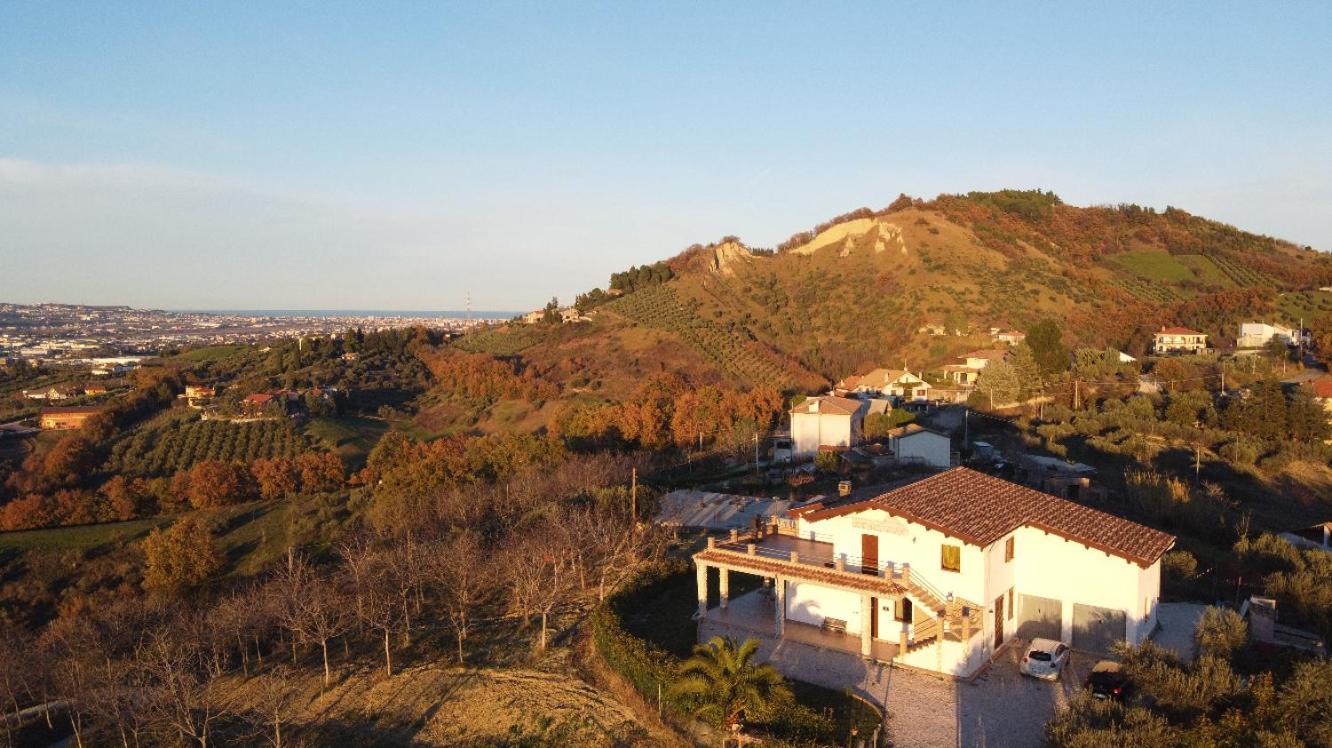 לינה וארוחת בוקר קייטי La Bella Addormentata חדר תמונה